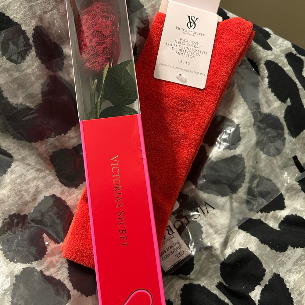 Victoria's Secret limited edition Lacie rose valentine thong panty and cozy sock